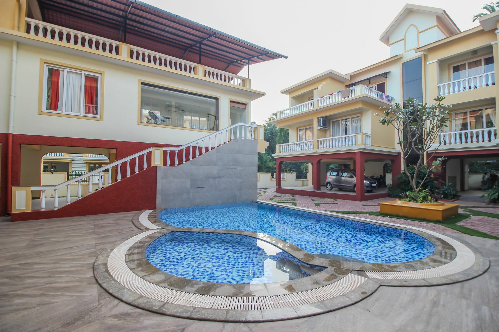 Oyo 10801 Home Pool View 2Bhk Siolim Exterior foto